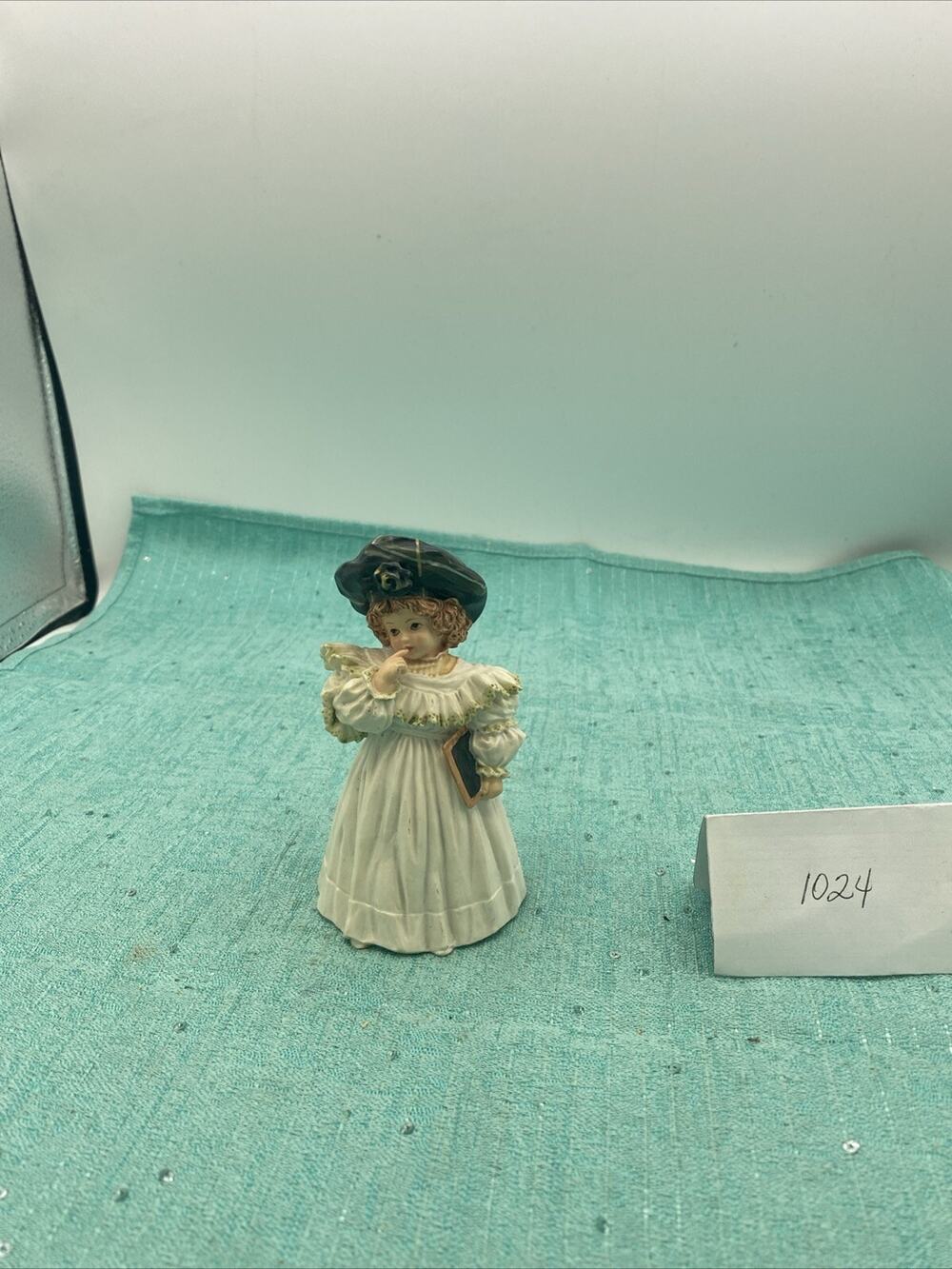 Maud Humphrey Bogart School days The Heirloom Tradition Figurine 1988 H1318